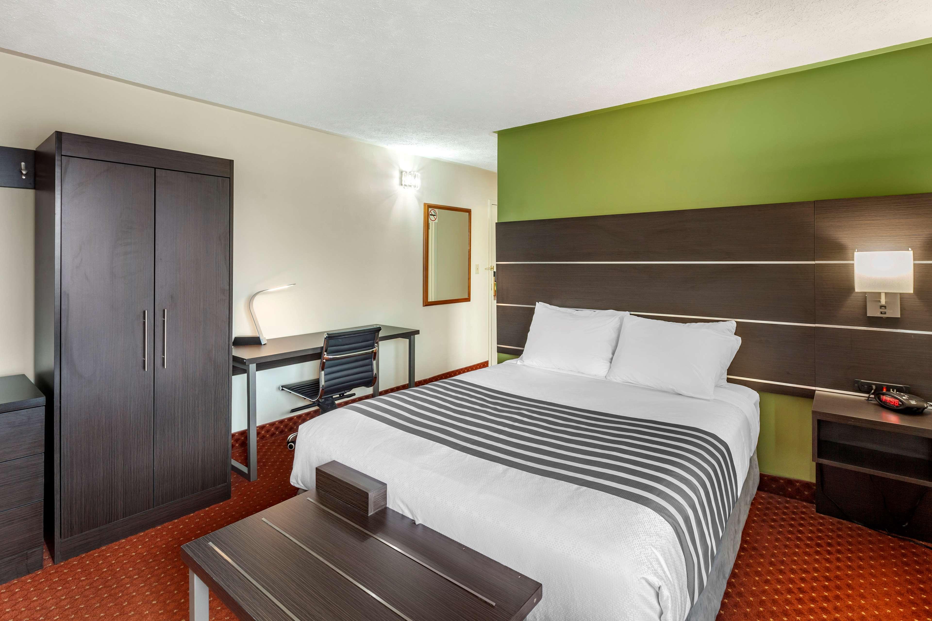 Surestay Plus Hotel By Best Western Kincardine Exterior foto